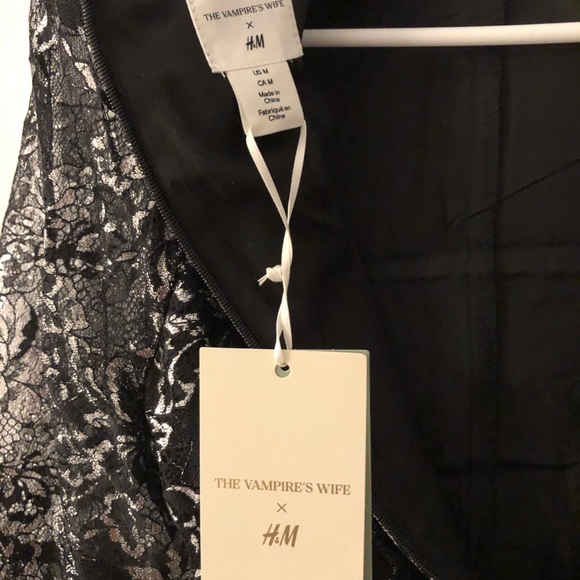 New VAMPIRE'S WIFE X Med Lace Dress Black Silver - Picture 4 of 9